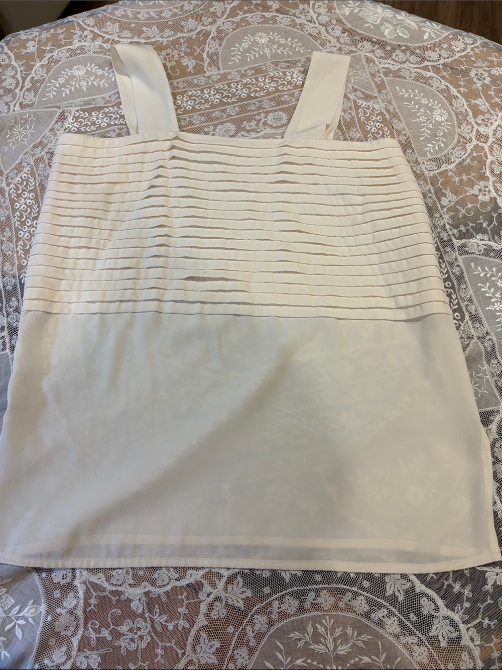 Vintage Women's Cream Sleeveless Pleated Bodice Top